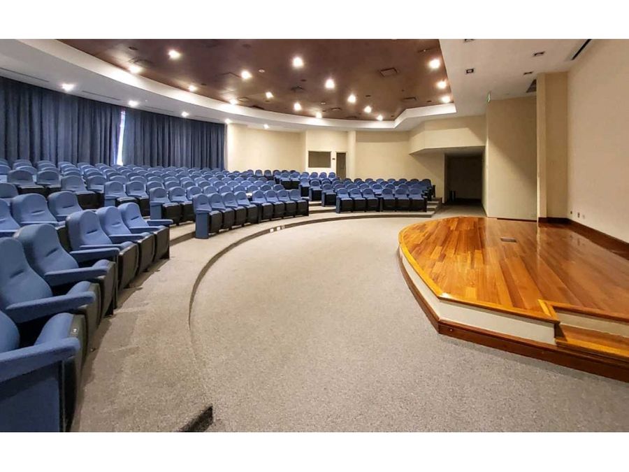 Office at Meridiano Business Center