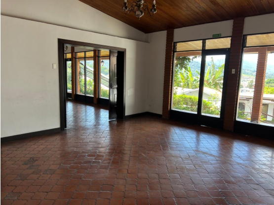 ALQUILER DE CASA USO MIXTO CARTAGO, LA UNIÓN, SAN JUAN