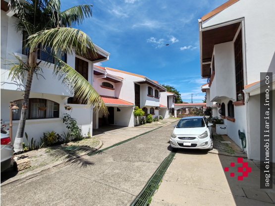 Casa en Mata Redonda