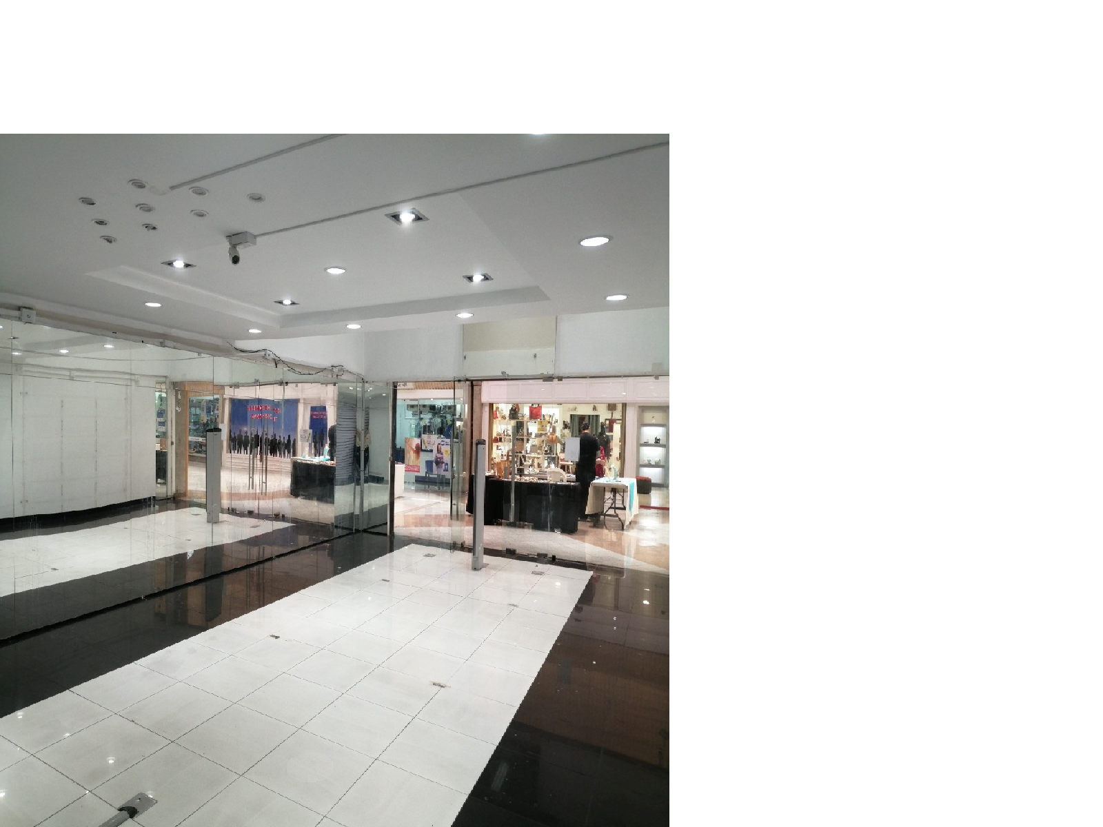 Commercial at Curridabat