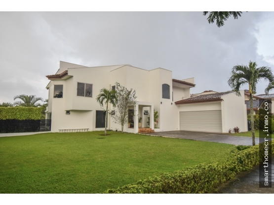 House at Valle del Sol