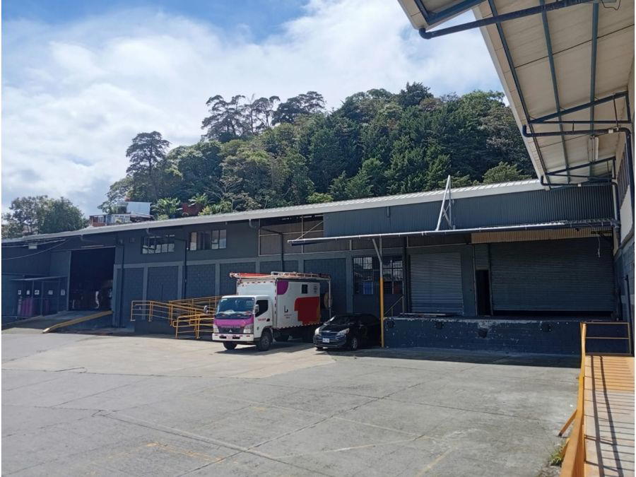 Bodega en Tirrases