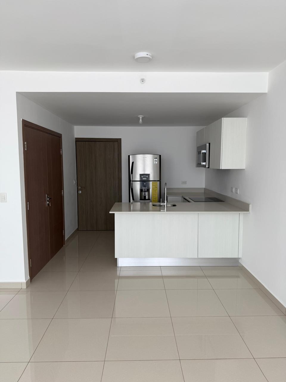 Apartamento en Cinco Esquinas