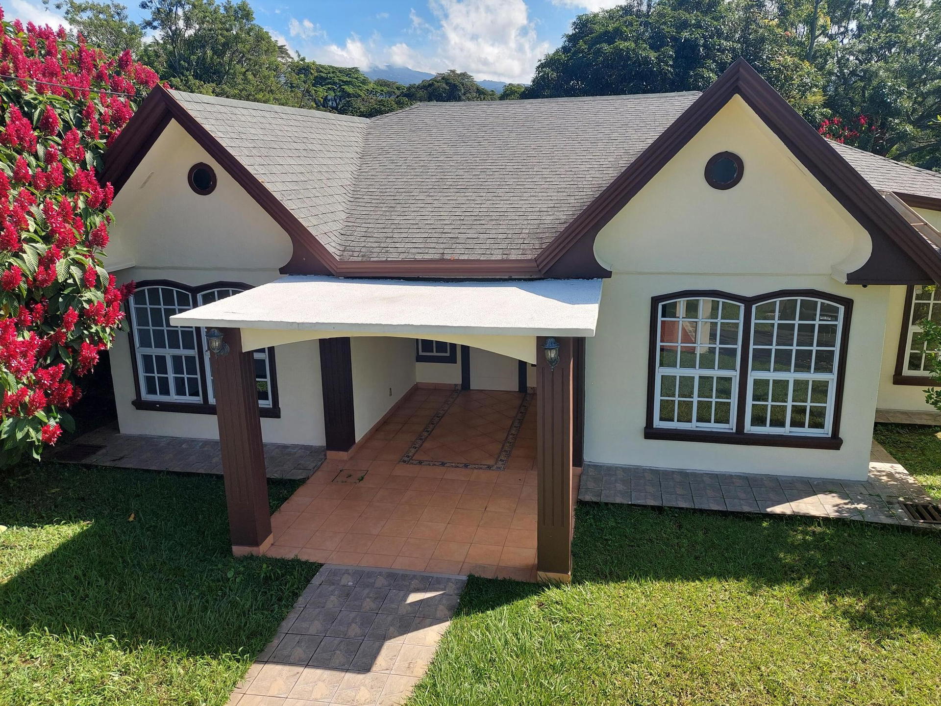 House at Jesús