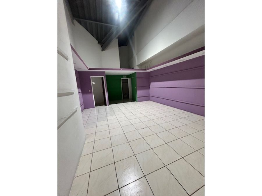Comercial en San Ramón