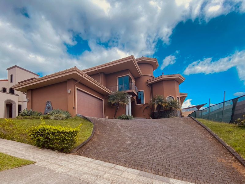 Propiedad en Curridabat