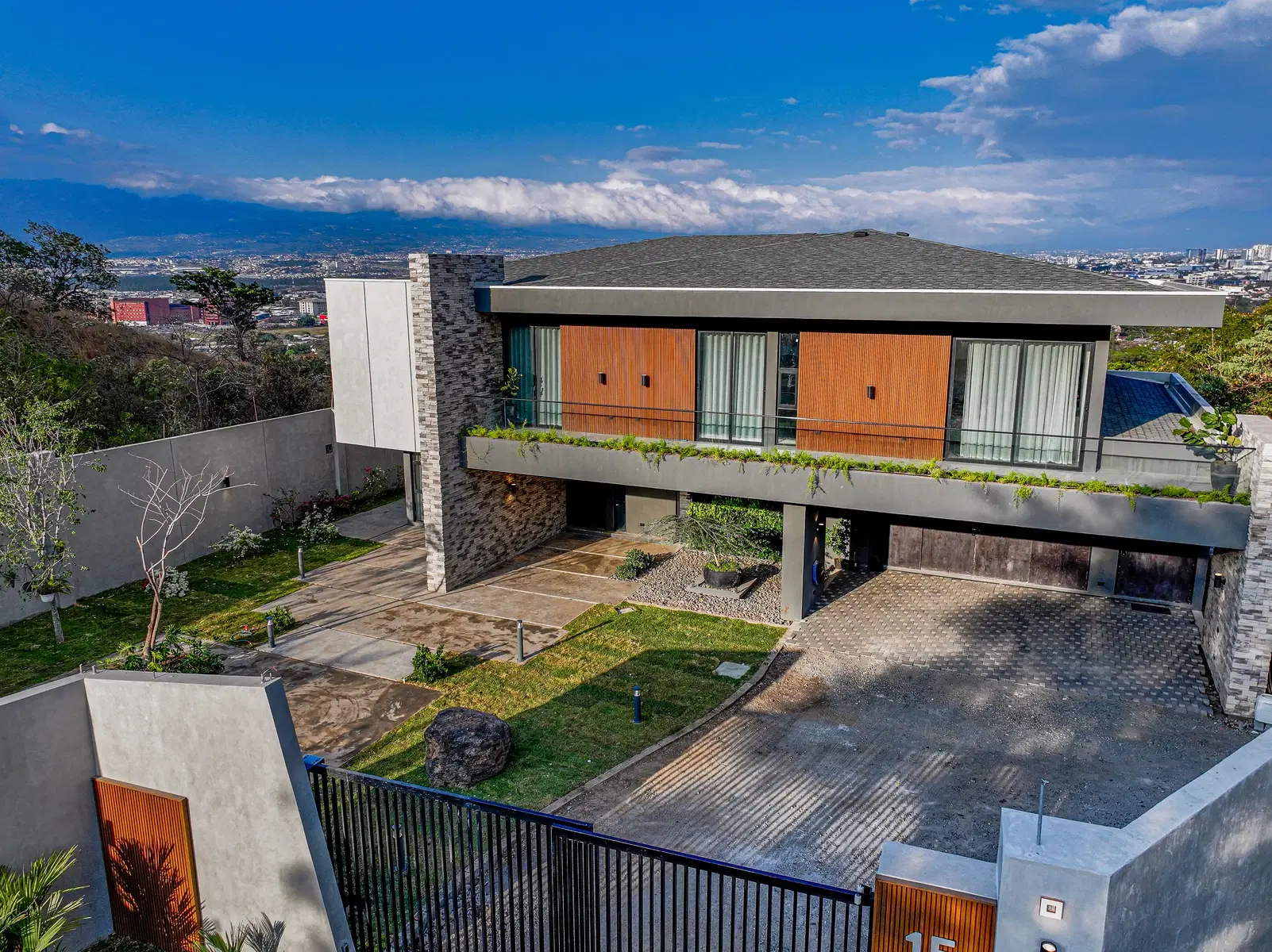 House at Vistas De Escazu