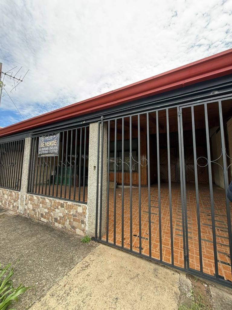 House at Turrialba