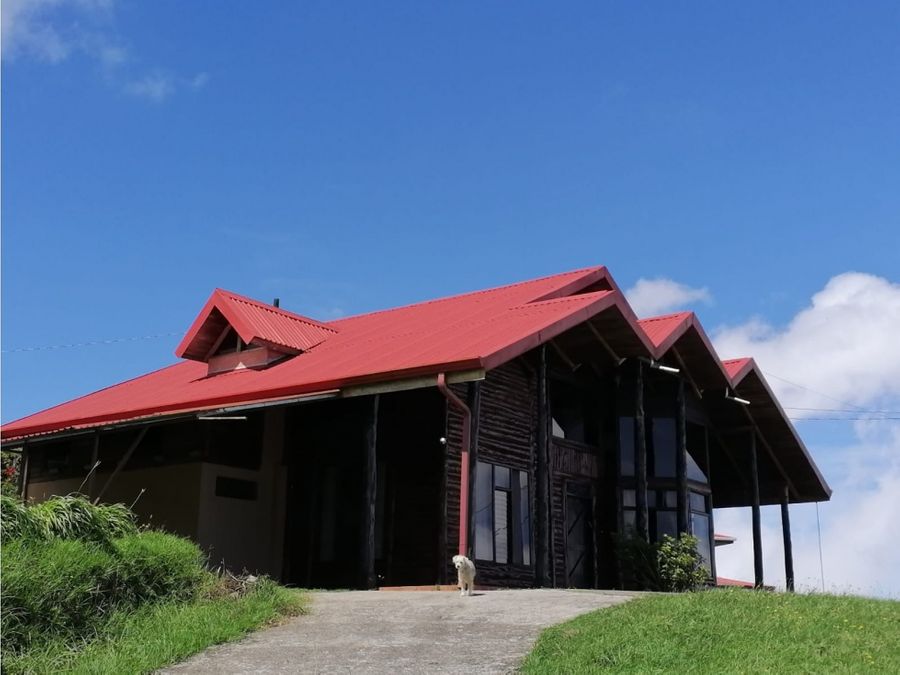 CASA EN VENTA UBICADA EN SAN VICENTE, CIUDAD QUESADA
