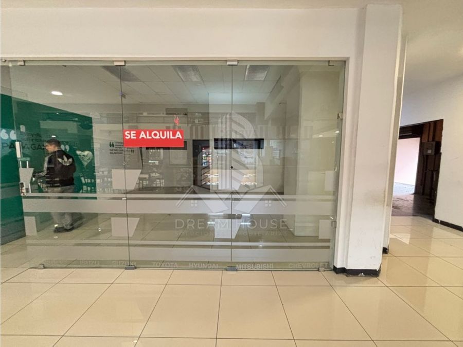 Comercial en San Pedro