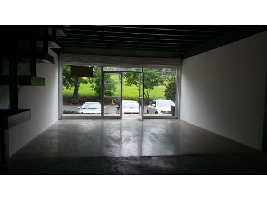 Comercial en San Rafael