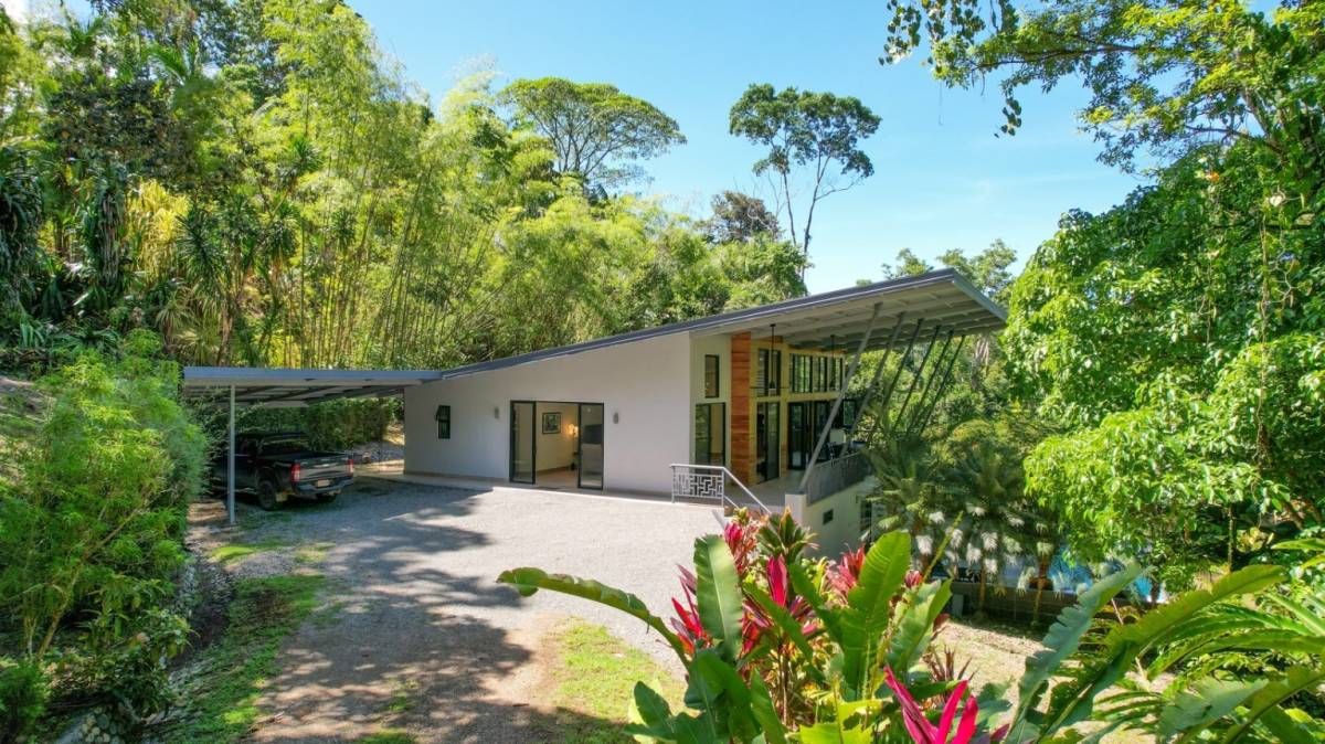 House at Uvita