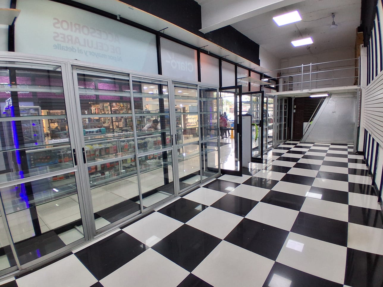 Commercial at Pavas