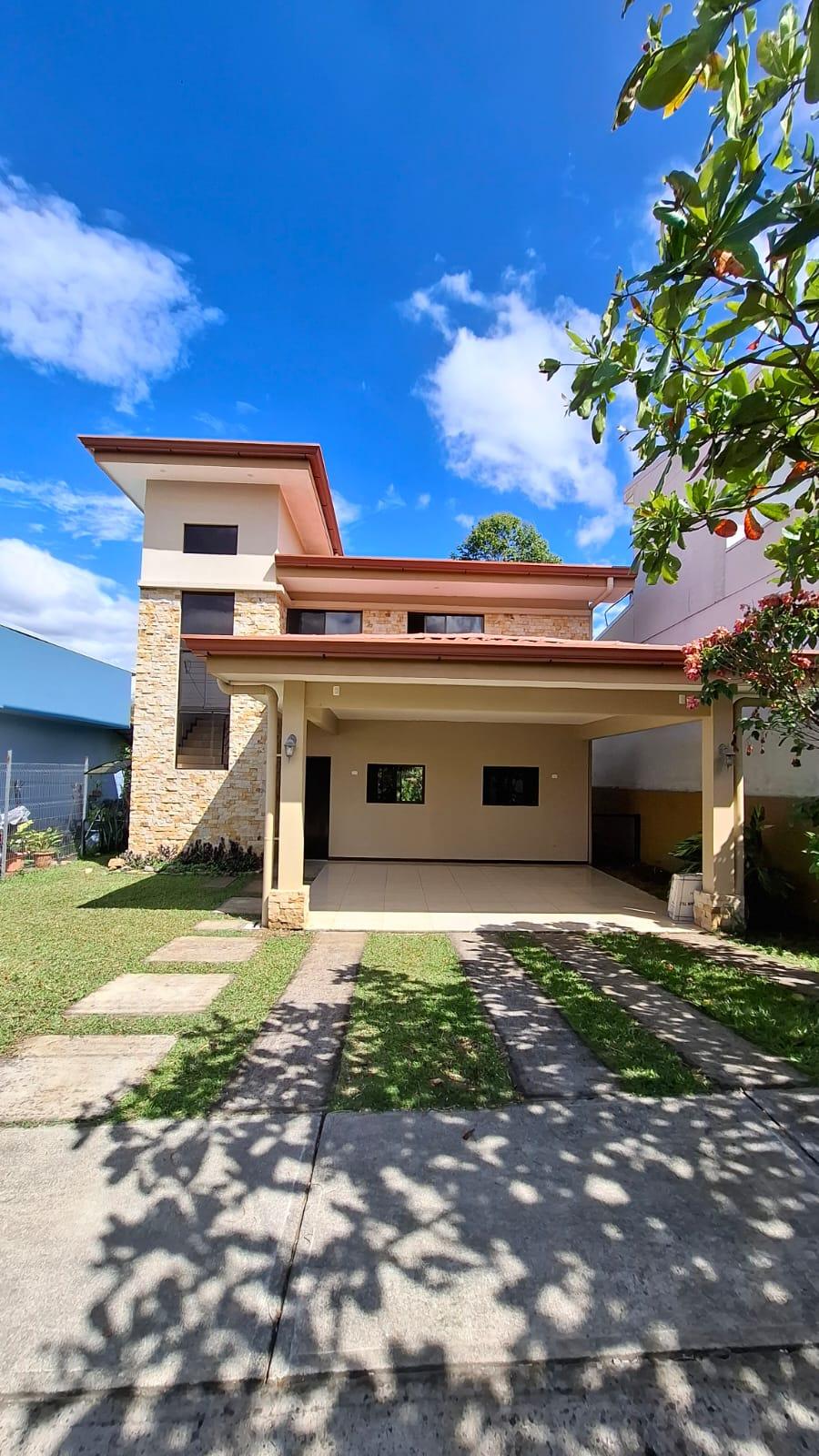 Casa en Condominio Montezuma