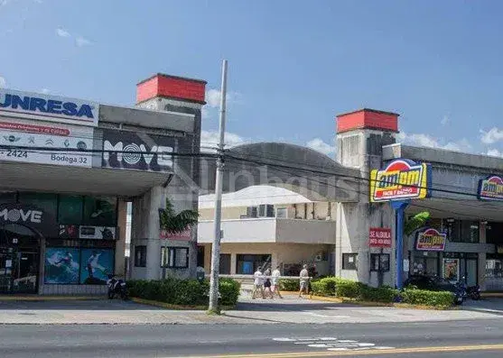 Comercial en Uruca