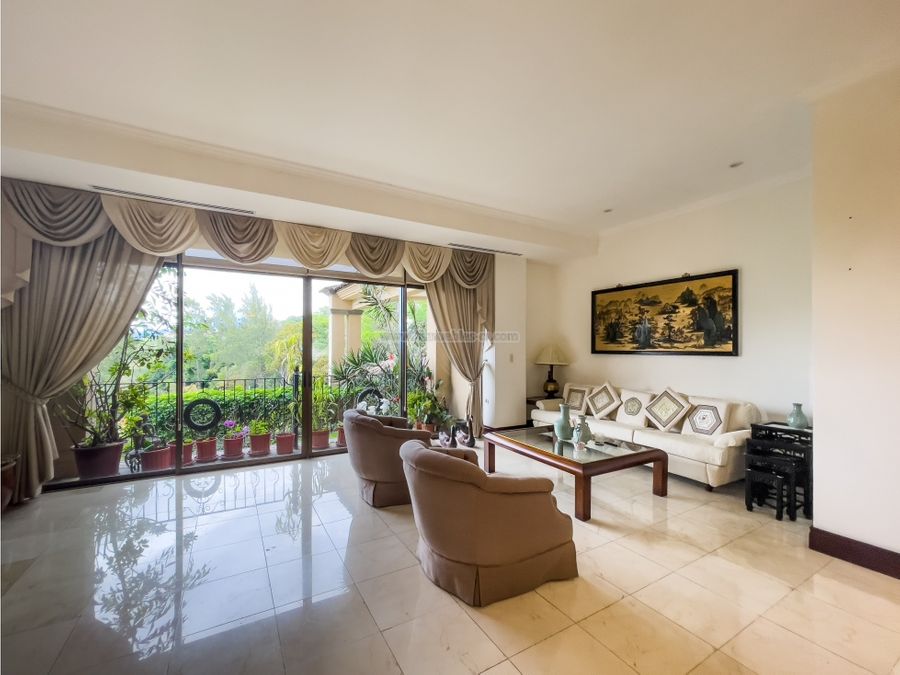 Apartment at Santa Ana