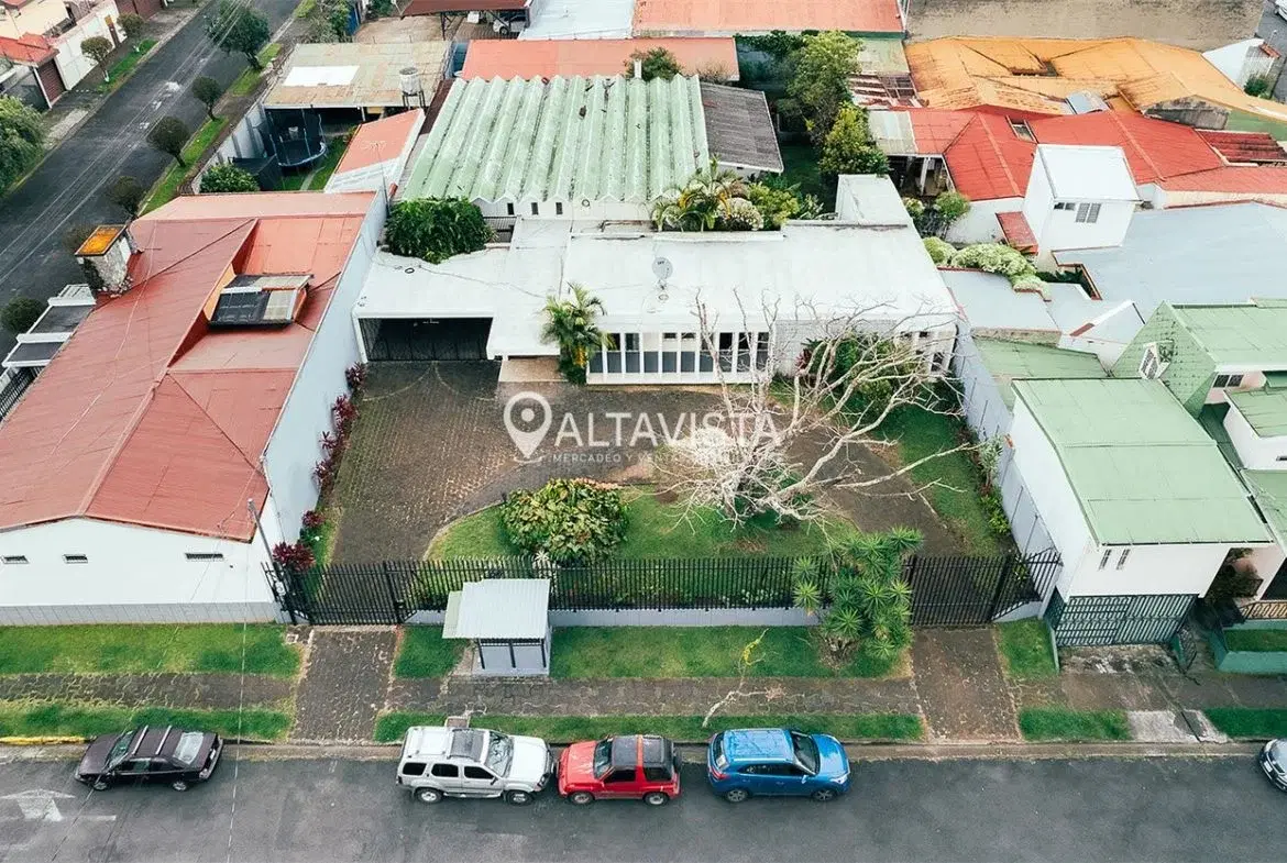 House at Desamparados
