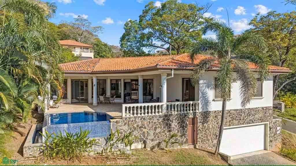 House at PACIFICO