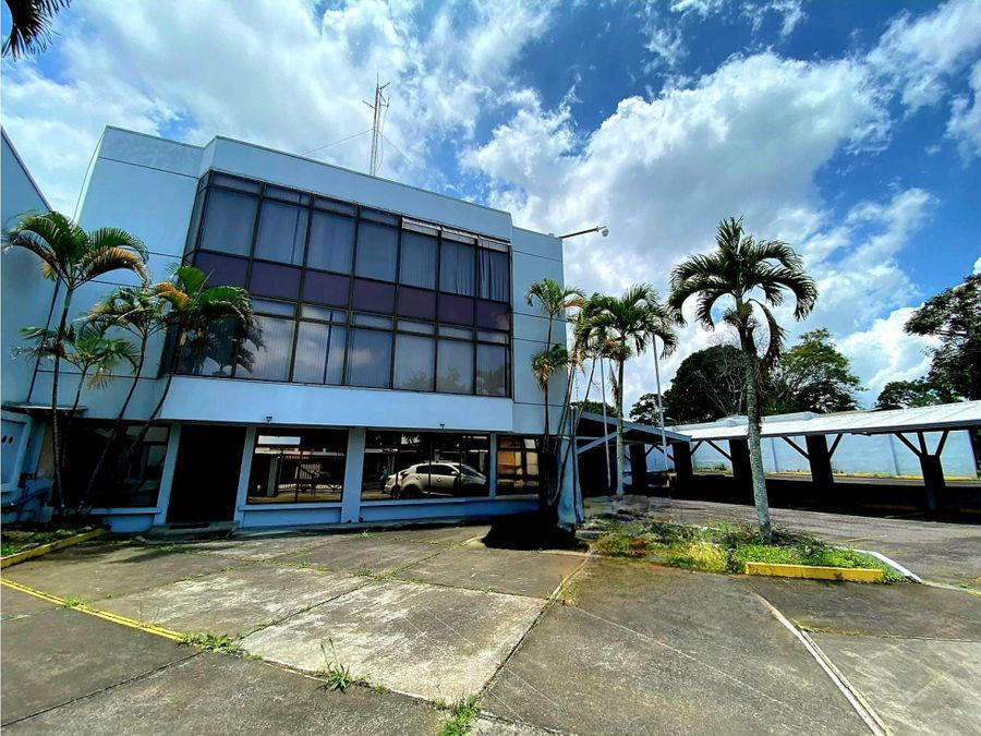Edificio en Mata Redonda