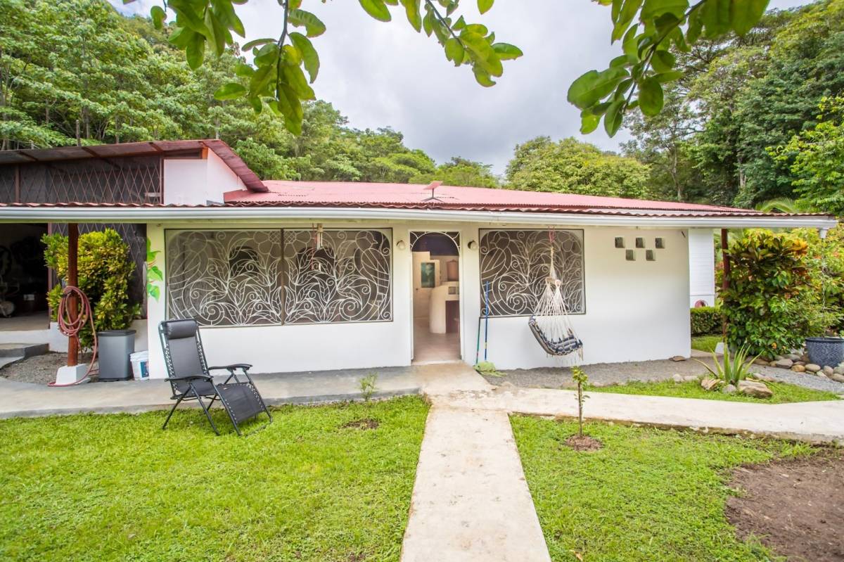 Casa en Dominical