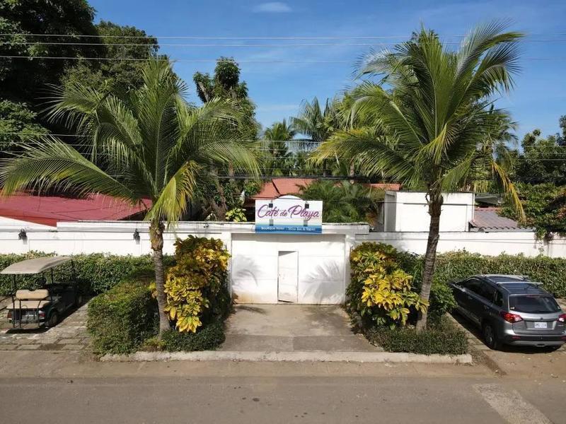 Comercial en Sardinal