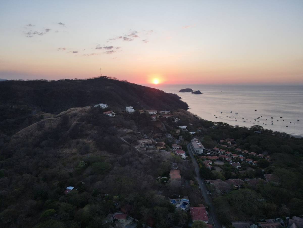 Propiedad en Playa Hermosa