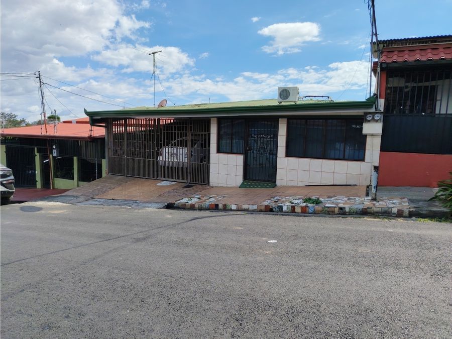 House at San Isidro de El General