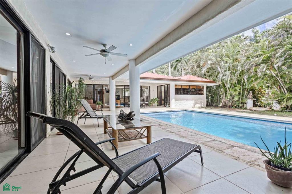 Property at Sardinal