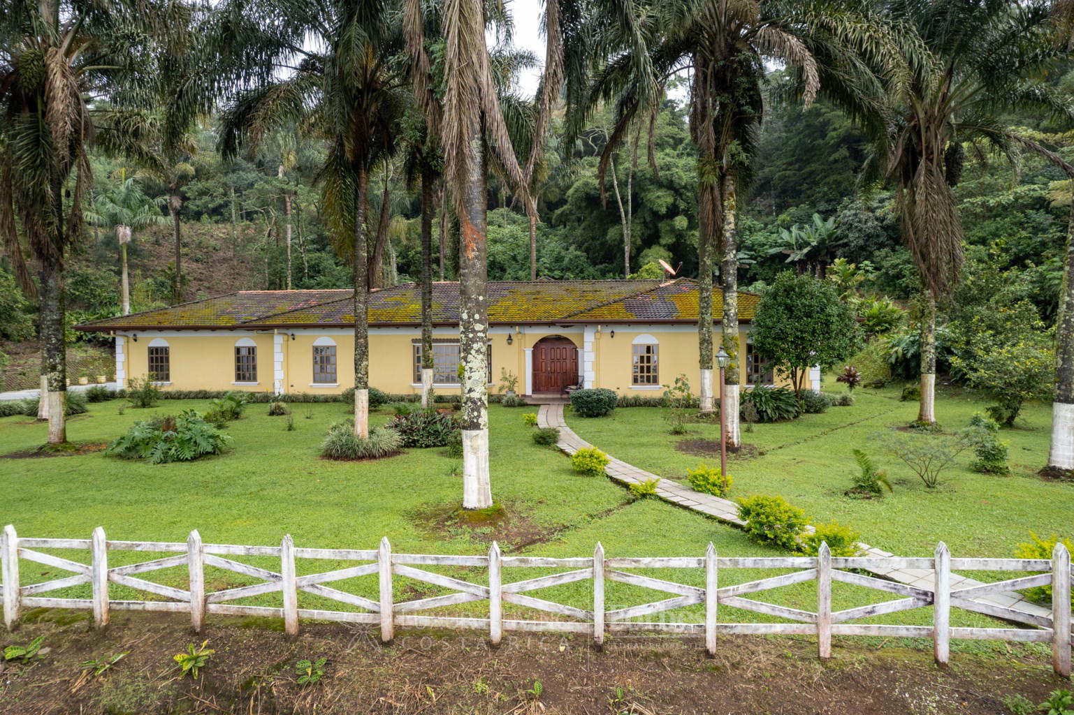 House at San Isidro