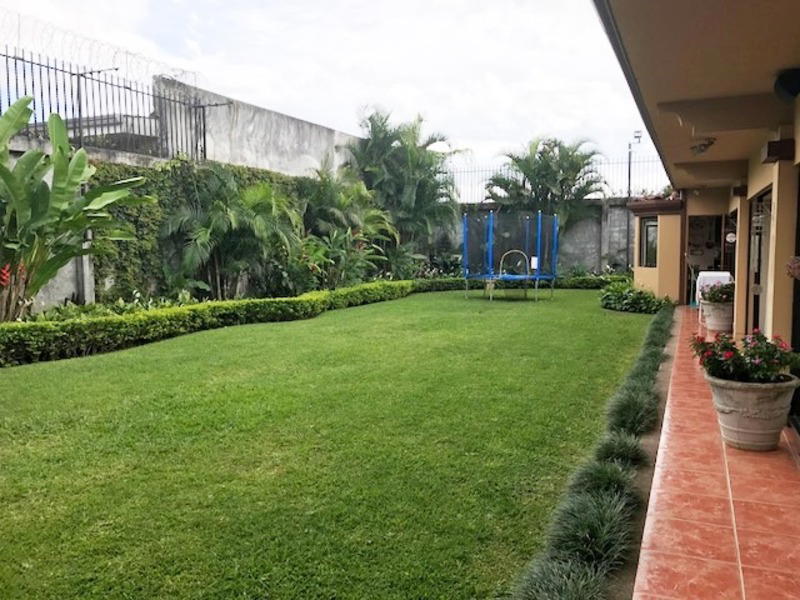 Propiedad en Curridabat