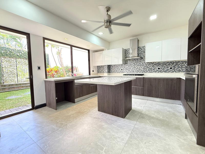 Property at San Rafael