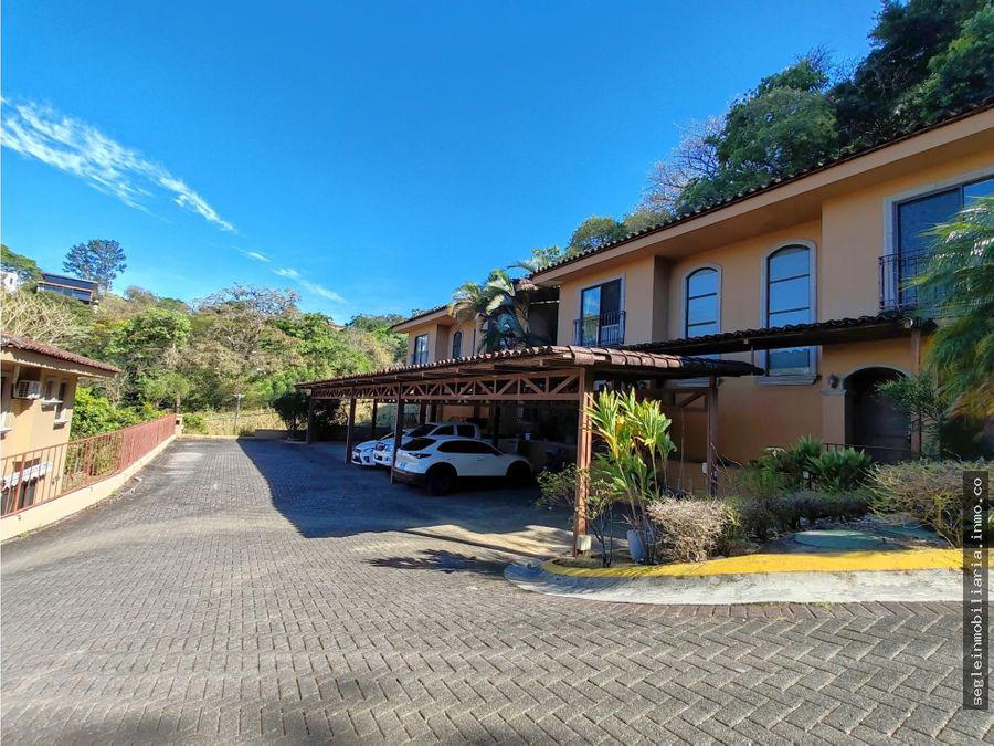 Casa en Mora
