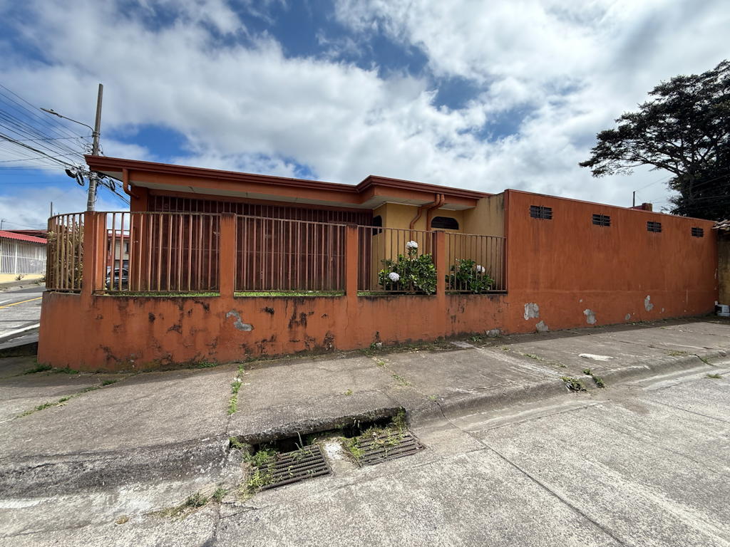 House at Cascajal