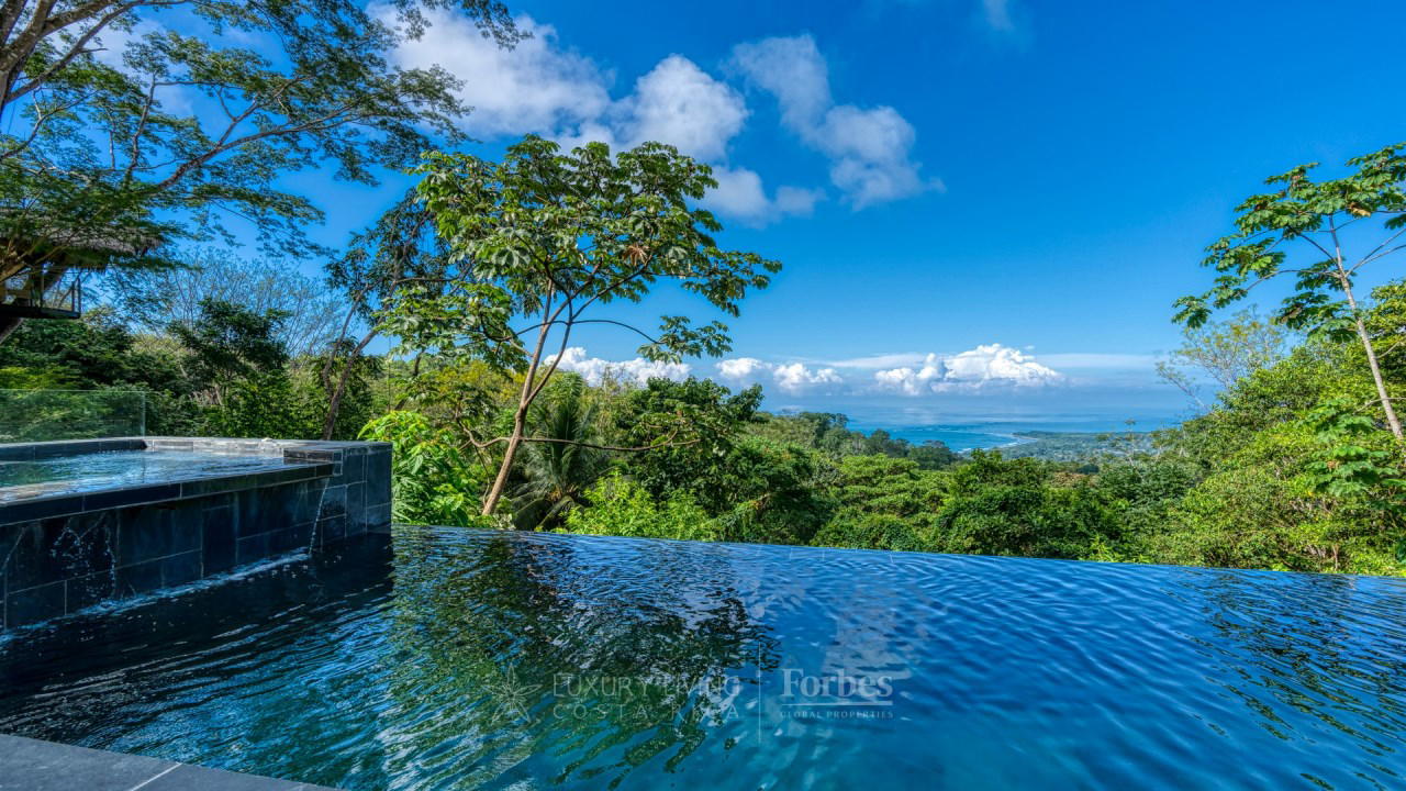 Property at Bahía Ballena