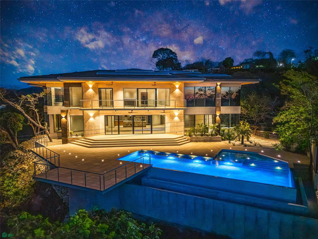 House at Santa Cruz