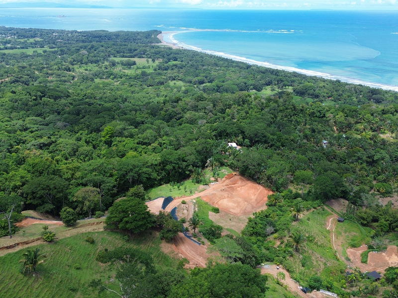 Land at Bahía Ballena