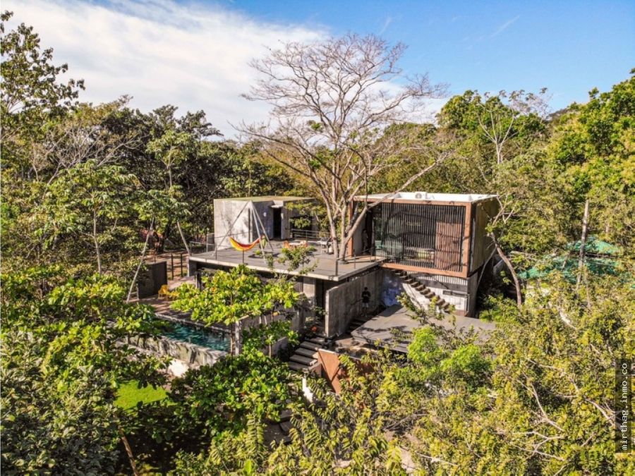 House at Sardinal