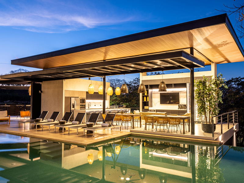 Commercial at Tamarindo