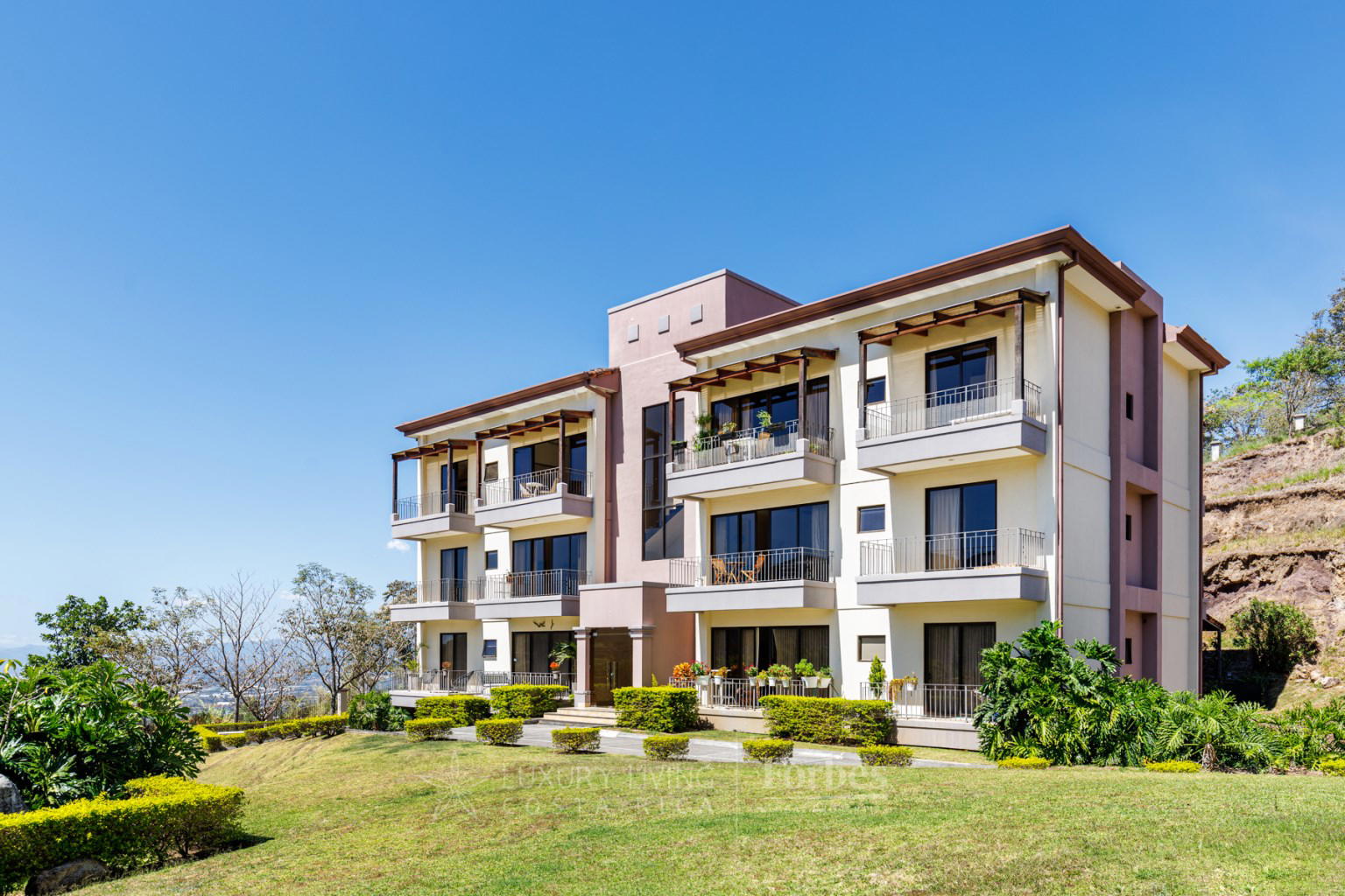 Apartment at Santa Ana