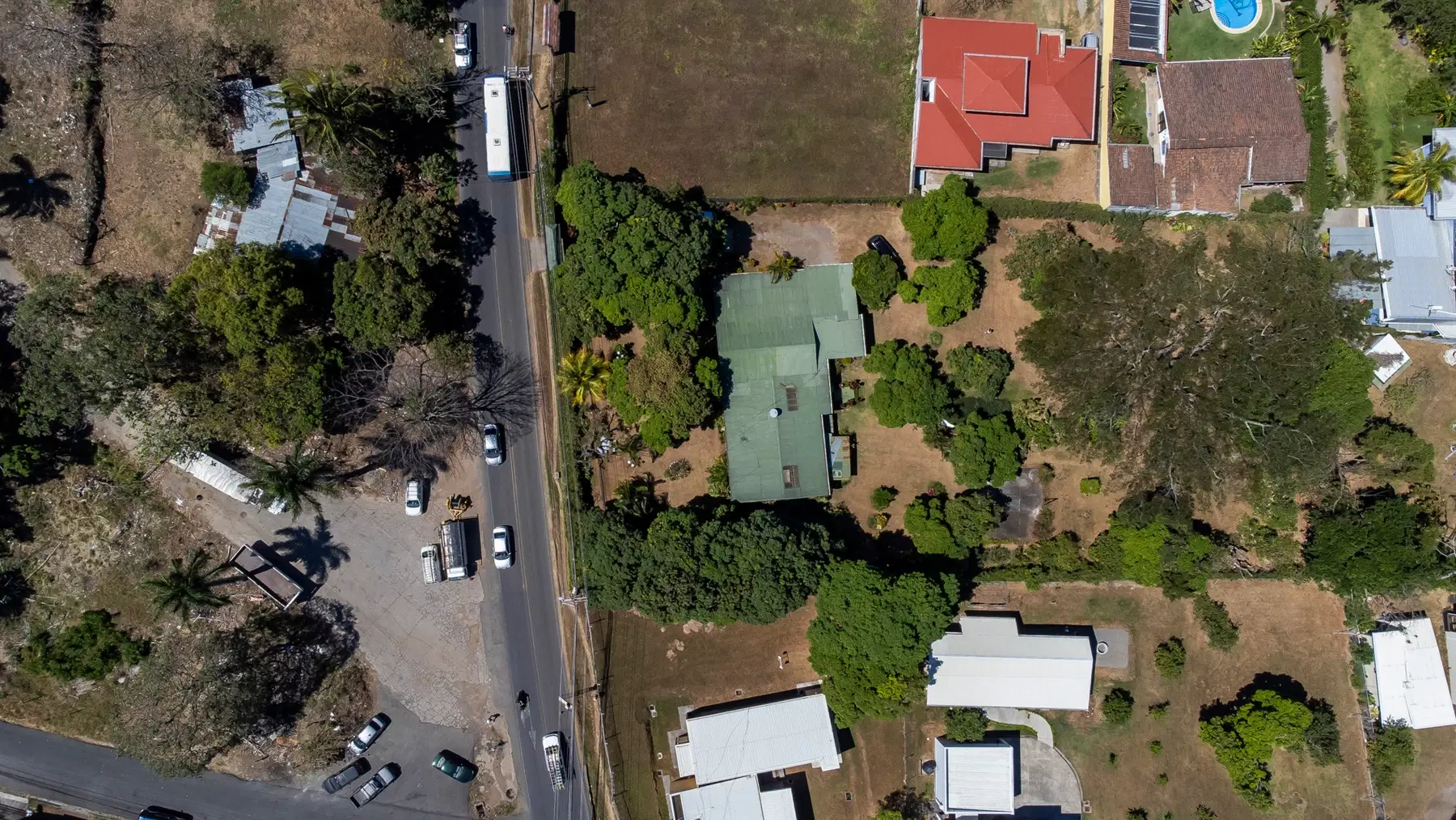 Comercial en Piedades