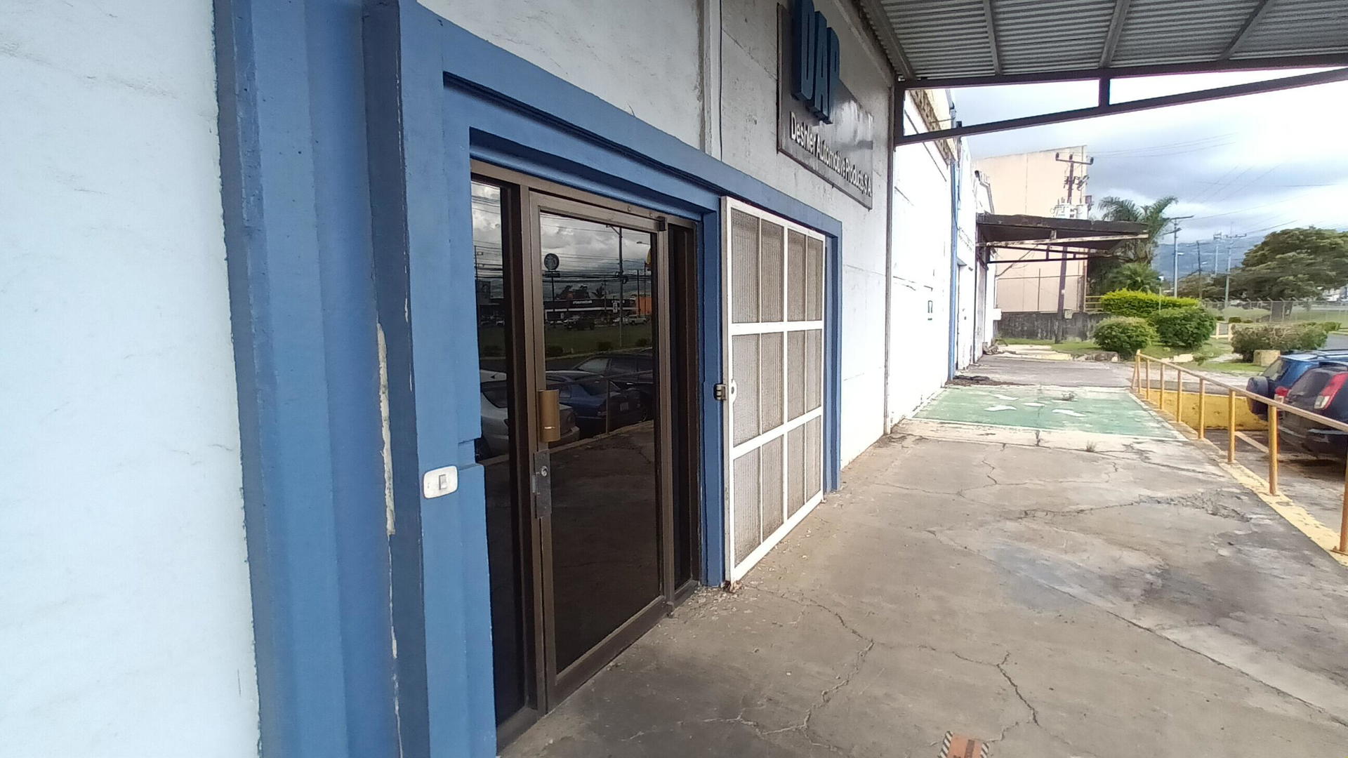 Comercial en Guadalupe