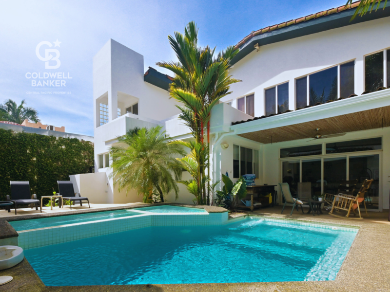 Property at Jacó