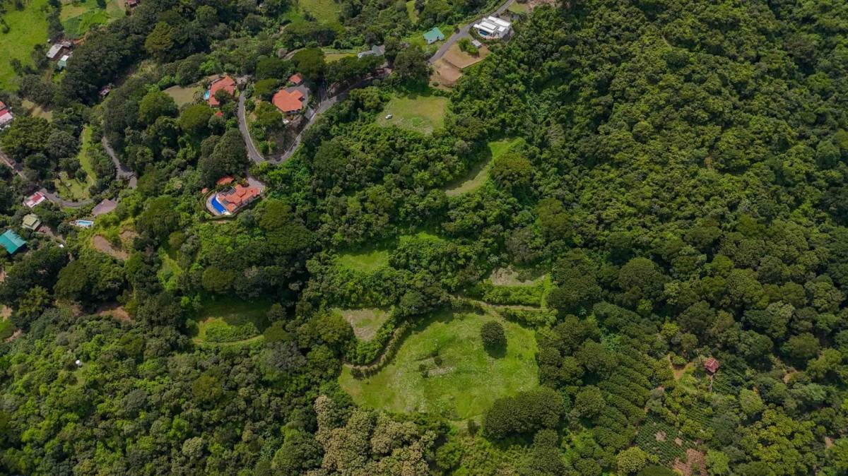 Property at Atenas