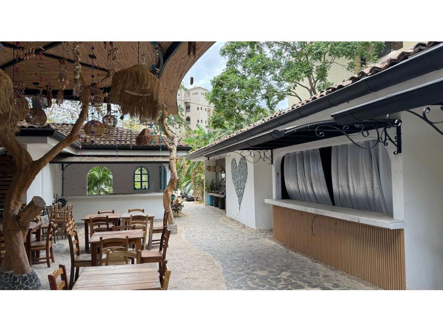 Comercial en Tamarindo