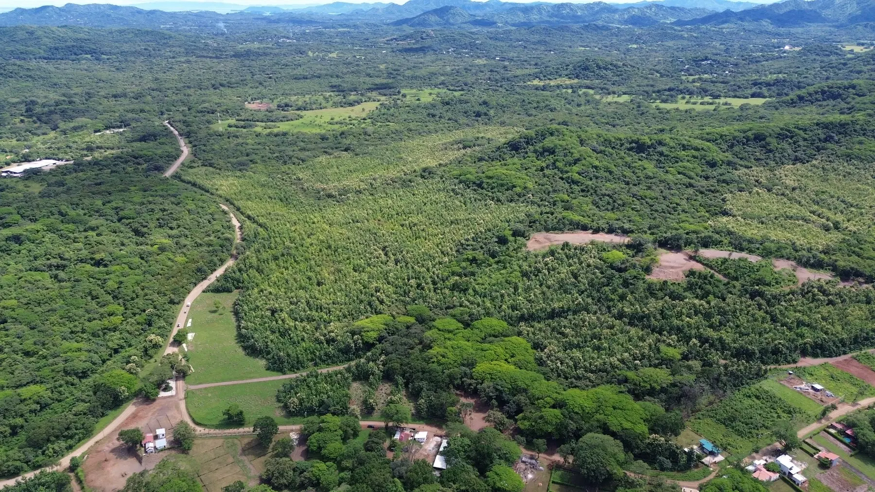 Terreno en Veintisiete de Abril