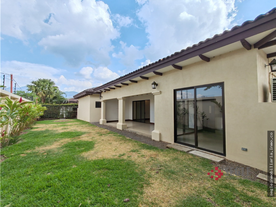 Casa en Condominio Jardines del Valle