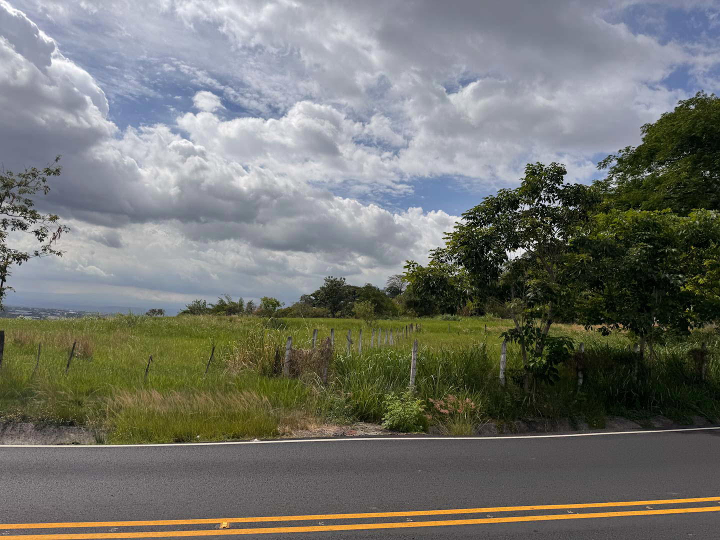 Land at Pozos
