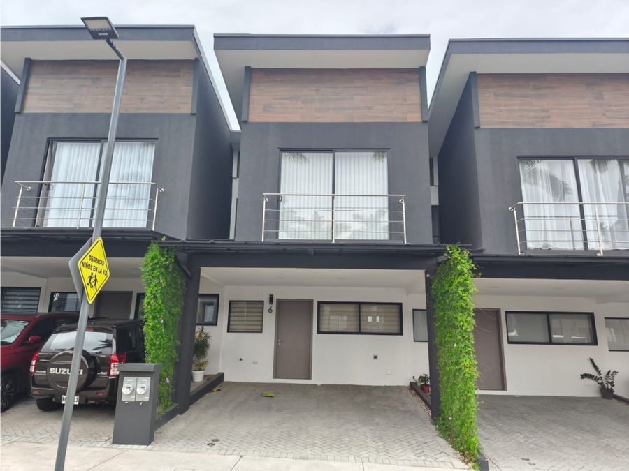 Casa en Condominio Arcadia