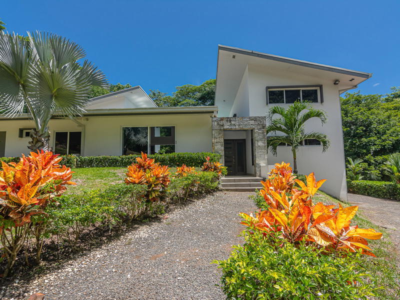 Property at Tárcoles