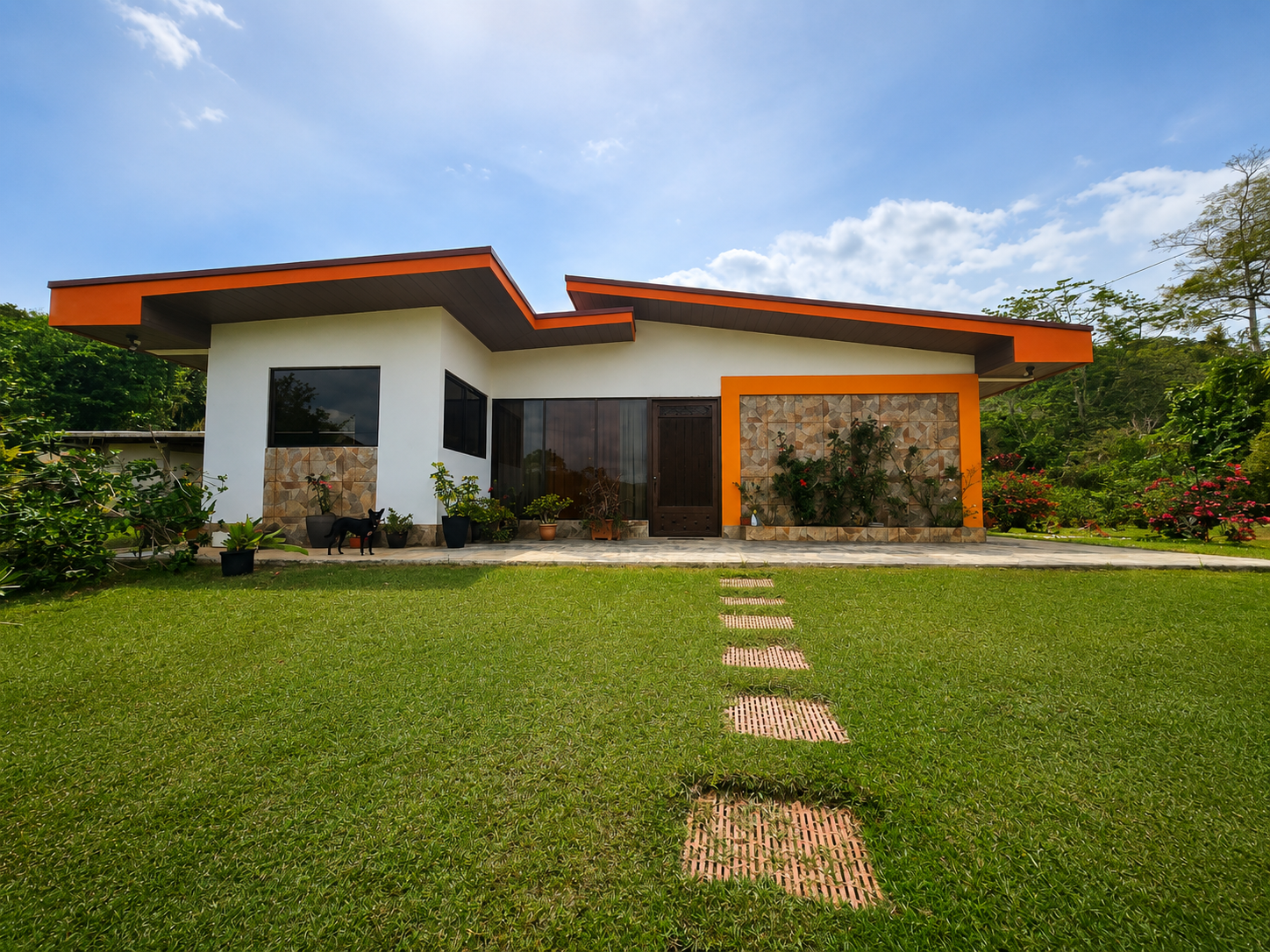 Casa en Piedades Sur